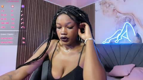 Crystalbroke  online show from June 2026 07:40:02 PM
