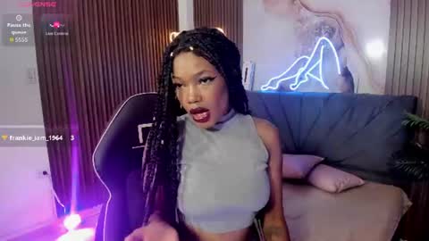 Crystalbroke  online show from June 2026 07:24:02 PM