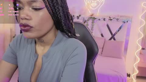Crystalbroke  online show from July 2026 07:19:02 PM