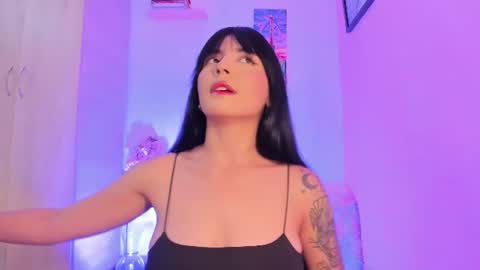 Cristal  online show from July 2026 02:05:01 AM