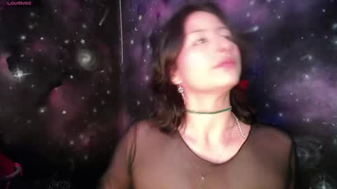Snapshot of cristaldeleons chatting on September 2025 04:18:01 PM Cristal de Leon online show from September 2025 04:18:01 PM