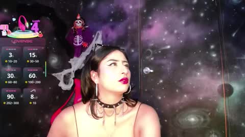 Snapshot of cristaldeleons chatting on October 2025 06:28:02 PM Cristal de Leon online show from October 2025 06:28:02 PM
