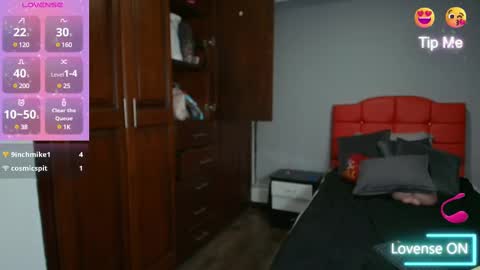 Snapshot of cristalmillf chatting on March 2025 01:58:02 AM CRISTAL MILF online show from March 2025 01:58:02 AM