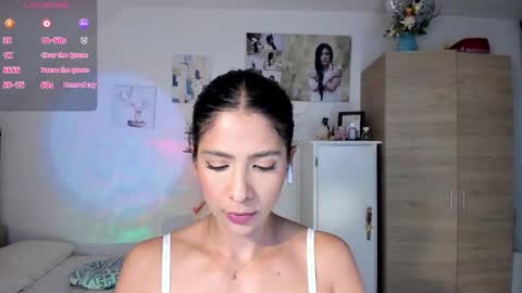 cristal online show from November 2025 05:07:01 PM