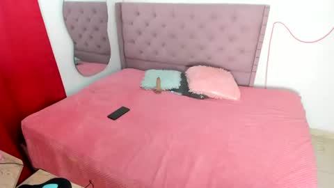 Snapshot of cristalsexi_69 chatting on November 2025 03:25:01 PM cristalsexi_69 online show from November 2025 03:25:01 PM