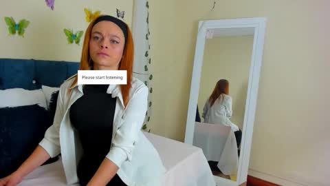 cristal walker online show from October 2025 11:22:01 AM