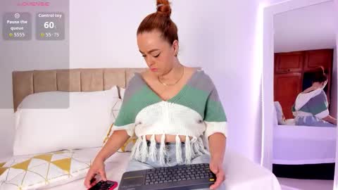 cristal walker online show from December 2025 10:20:02 AM