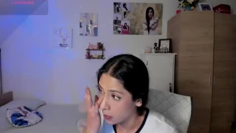 veronika online show from July 2026 03:54:02 AM