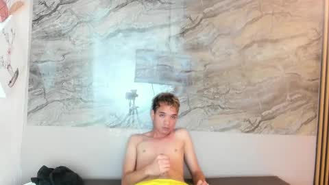 Cristhian online show from October 2025 02:59:01 PM