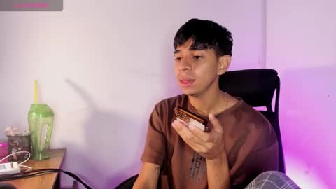 cristhian online show from January 2026 03:20:01 AM