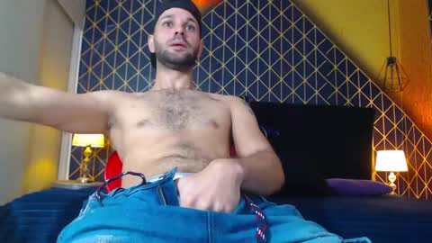 Snapshot of cristian_hot9 chatting on February 2025 05:29:02 PM cristian hot9 online show from February 2025 05:29:02 PM