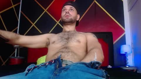 Snapshot of cristian_hot9 chatting on February 2025 06:20:02 PM cristian hot9 online show from February 2025 06:20:02 PM