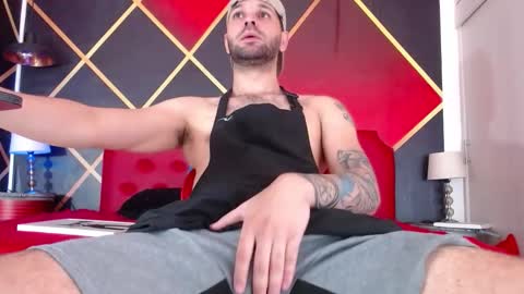 Snapshot of cristian_hot9 chatting on September 2025 04:41:02 PM cristian hot9 online show from September 2025 04:41:02 PM