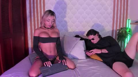 Snapshot of cristianblaze_pamelareal chatting on March 2026 11:59:02 AM Cris Pame online show from March 2026 11:59:02 AM