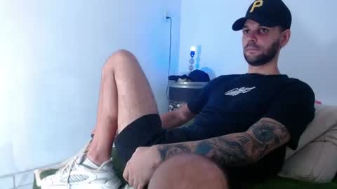 cristianhot125 online show from June 2026 10:51:01 PM