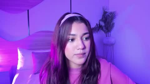 C R I S T I N online show from March 2026 03:49:01 PM