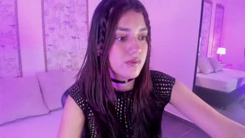 Snapshot of cristin_collins chatting on May 2026 02:30:01 AM C R I S T I N online show from May 2026 02:30:01 AM