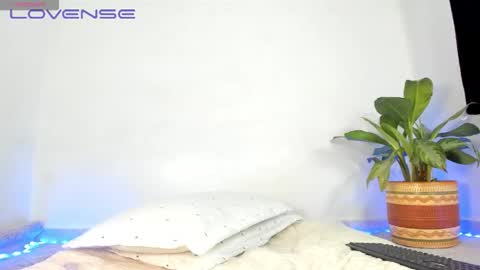 Snapshot of cristina_fernando chatting on September 2025 08:09:01 PM soycriss online show from September 2025 08:09:01 PM