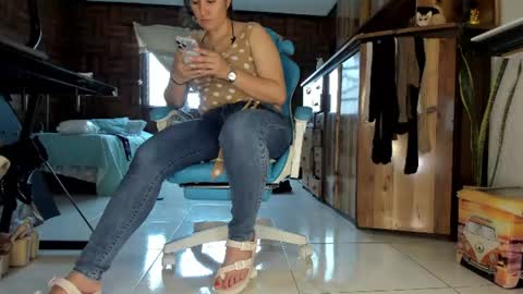 Julieta online show from July 2026 06:15:02 PM
