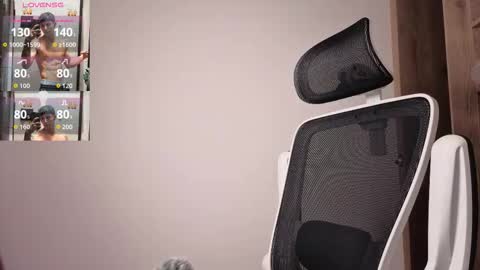 cristopher23  online show from September 2025 12:26:01 AM