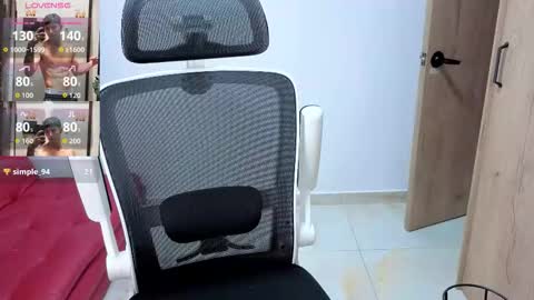 cristopher23  online show from October 2025 02:22:02 AM