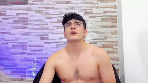 Snapshot of cristopher_russo chatting on May 2026 10:50:03 PM CRISTOPHER online show from May 2026 10:50:03 PM