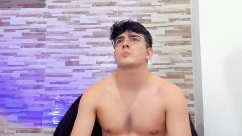 Snapshot of cristopher_russo chatting on May 2026 11:34:04 PM CRISTOPHER online show from May 2026 11:34:04 PM