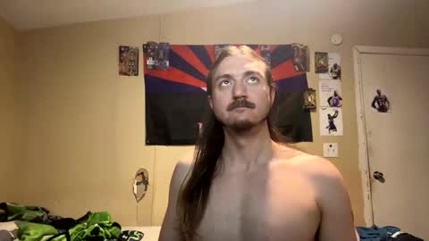 Snapshot of critterluvsfeet chatting on December 2025 12:56:02 PM Critter2999LuvsFeet online show from December 2025 12:56:02 PM