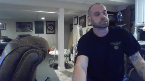 Snapshot of crm400 chatting on September 2025 01:50:01 AM billybasement online show from September 2025 01:50:01 AM