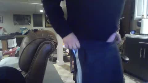 Snapshot of crm400 chatting on November 2025 02:23:01 AM billybasement online show from November 2025 02:23:01 AM