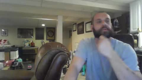 Snapshot of crm400 chatting on November 2025 01:58:02 AM billybasement online show from November 2025 01:58:02 AM