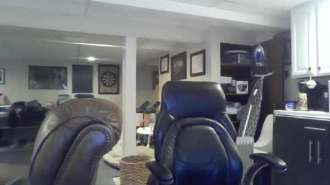 Snapshot of crm400 chatting on November 2025 02:55:01 AM billybasement online show from November 2025 02:55:01 AM