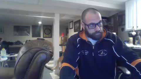 Snapshot of crm400 chatting on December 2025 02:08:02 AM billybasement online show from December 2025 02:08:02 AM