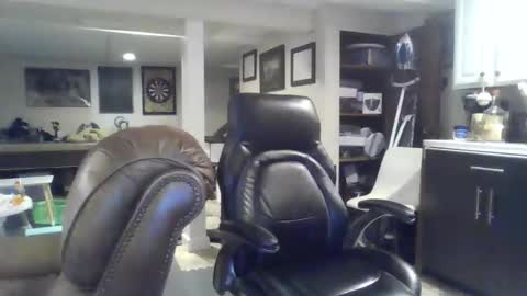 Snapshot of crm400 chatting on December 2025 03:24:02 AM billybasement online show from December 2025 03:24:02 AM