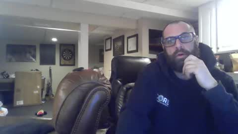 Snapshot of crm400 chatting on January 2026 04:58:02 AM billybasement online show from January 2026 04:58:02 AM