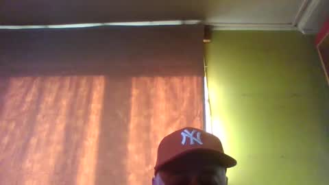 crmperez online show from May 2026 08:21:02 PM