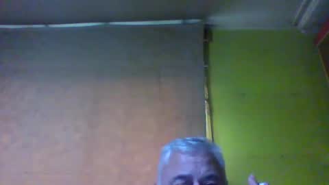 crmperez online show from June 2026 06:43:01 PM