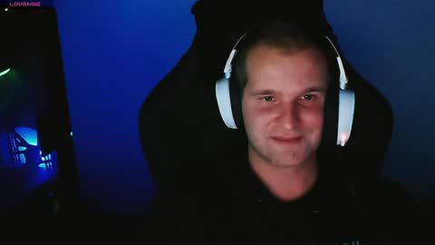 Snapshot of croissant911 chatting on December 2024 01:36:02 AM Anderson online show from December 2024 01:36:02 AM