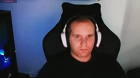 Snapshot of croissant911 chatting on January 2025 09:13:02 AM Anderson online show from January 2025 09:13:02 AM