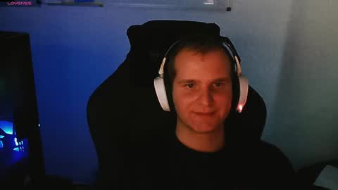 Snapshot of croissant911 chatting on February 2025 02:48:02 PM Anderson online show from February 2025 02:48:02 PM