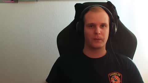 Snapshot of croissant911 chatting on September 2025 12:05:02 PM Anderson online show from September 2025 12:05:02 PM