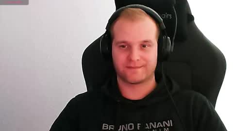 Snapshot of croissant911 chatting on October 2025 11:49:02 AM Anderson online show from October 2025 11:49:02 AM