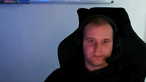 Snapshot of croissant911 chatting on November 2025 09:30:01 AM Anderson online show from November 2025 09:30:01 AM