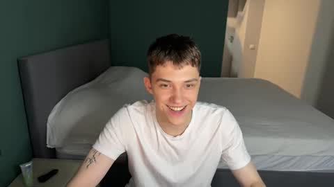 cronck52 online show from November 2025 07:41:02 PM