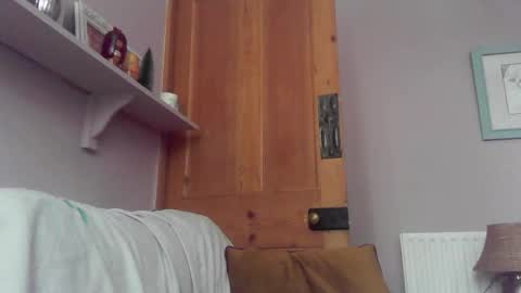 Snapshot of cropper4fun chatting on December 2025 10:55:02 AM Cropper online show from December 2025 10:55:02 AM