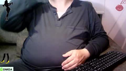 Snapshot of crossdresser64 chatting on November 2025 02:00:02 AM Linda Cross online show from November 2025 02:00:02 AM