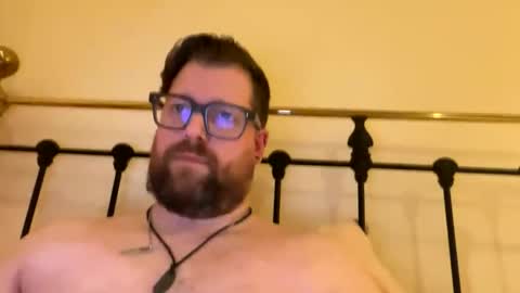 Snapshot of crouchendtiger chatting on February 2026 11:26:01 PM crouchendtiger online show from February 2026 11:26:01 PM