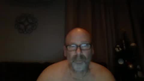 Snapshot of cruising_guy chatting on December 2024 02:36:02 AM fun guy online show from December 2024 02:36:02 AM