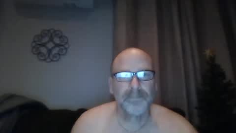 Snapshot of cruising_guy chatting on January 2025 11:11:01 AM fun guy online show from January 2025 11:11:01 AM