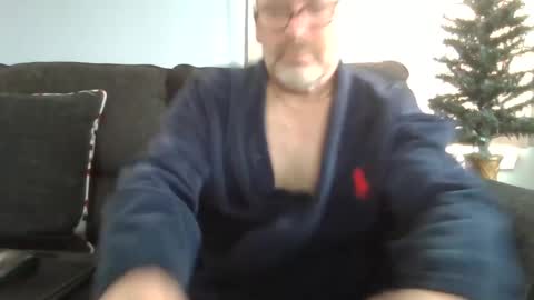 Snapshot of cruising_guy chatting on February 2025 01:05:02 PM fun guy online show from February 2025 01:05:02 PM